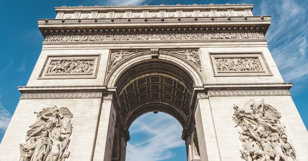 Estudo revela como gatilhos de curiosidade influenciam decisões de consumo