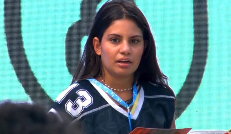 Gabriela comemorando a vitória na prova do Anjo BBB 26.