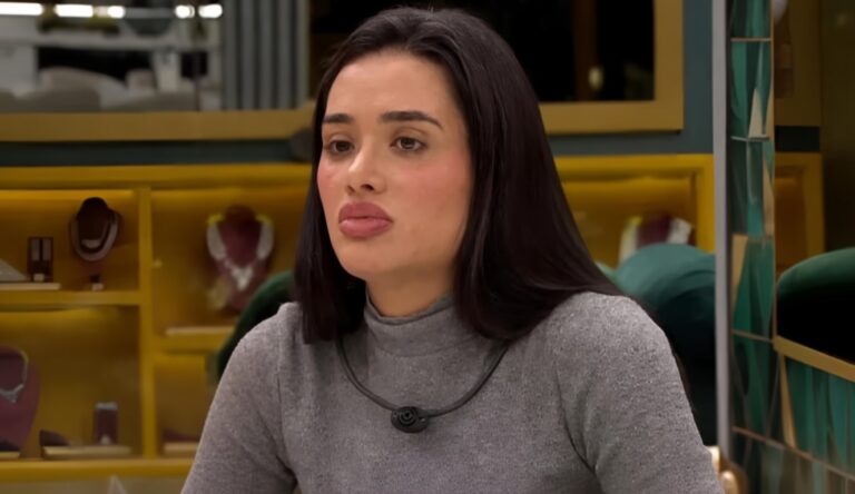 Marciele reage a vídeos durante o polêmico pós-eliminação de Marciele no Bate-Papo BBB