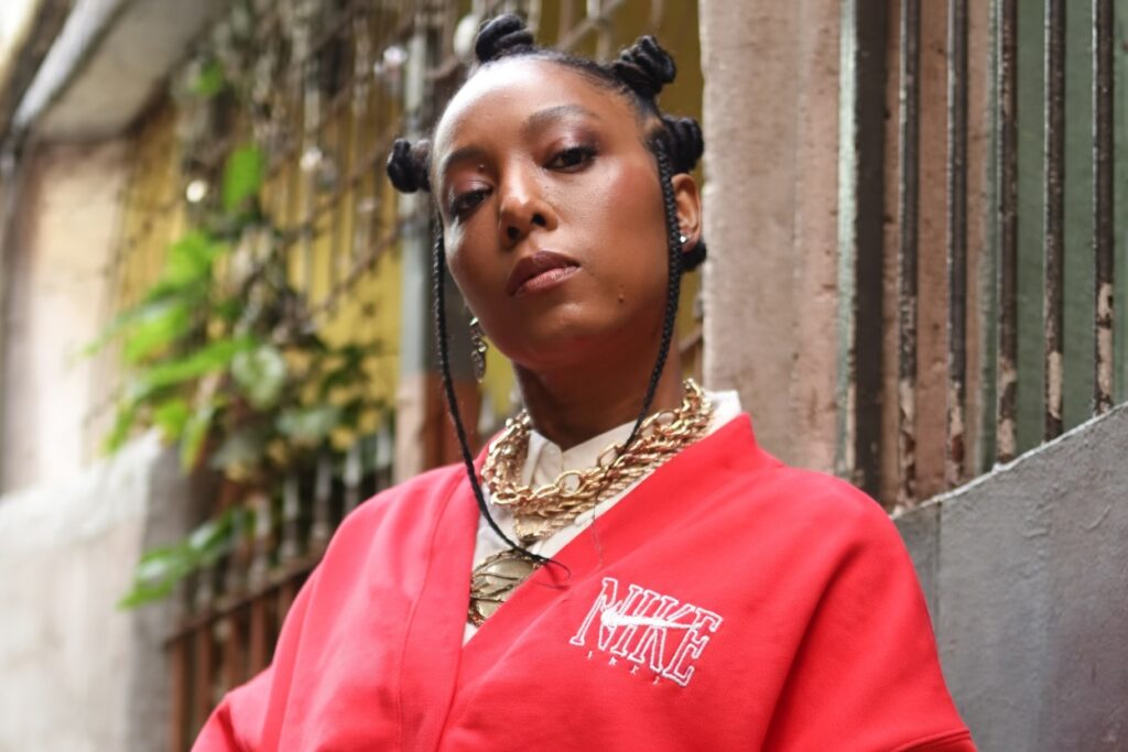 Negra Li toma atitude após ser criticada por postura em festa do BBB 26