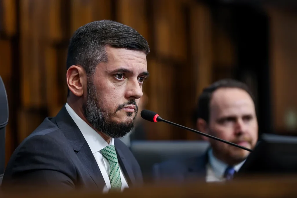 Rodrigo Bacellar será levado a presídio federal após novo mandado da PF
