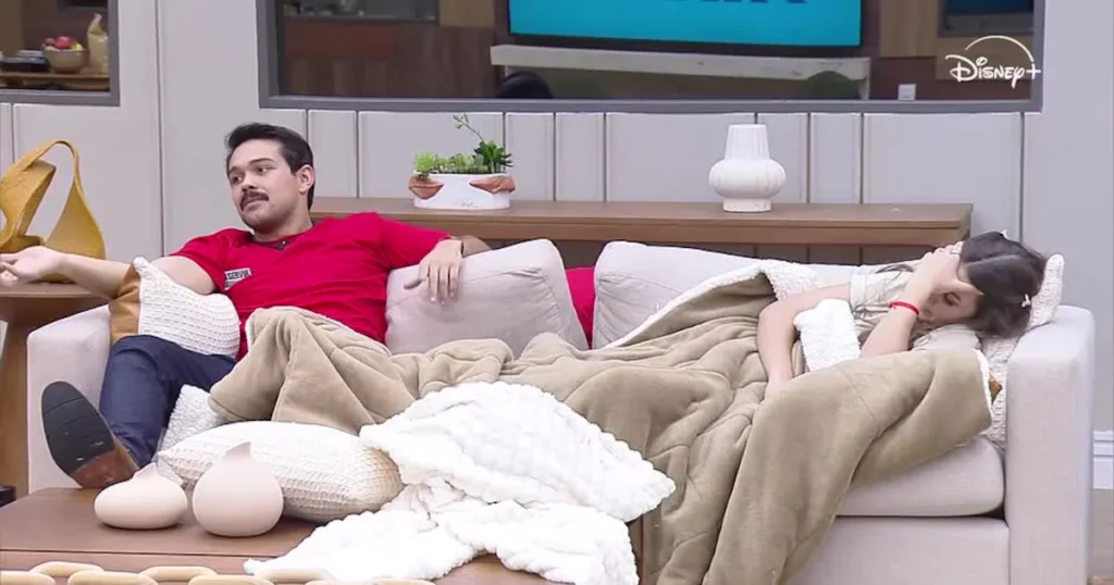 Matheus e Bianca freiam apostas na 12ª berlinda e veem Vivão à frente de Jackson