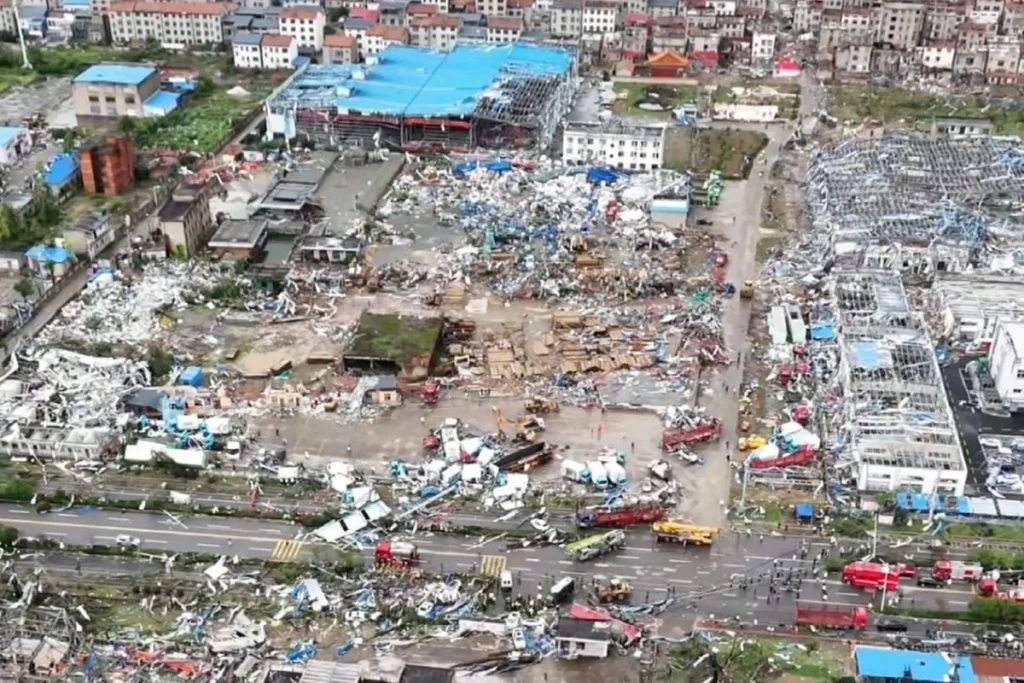 Tempestades causam 11 mortes e deixam mais de 300 feridos na província de Hubei, na China