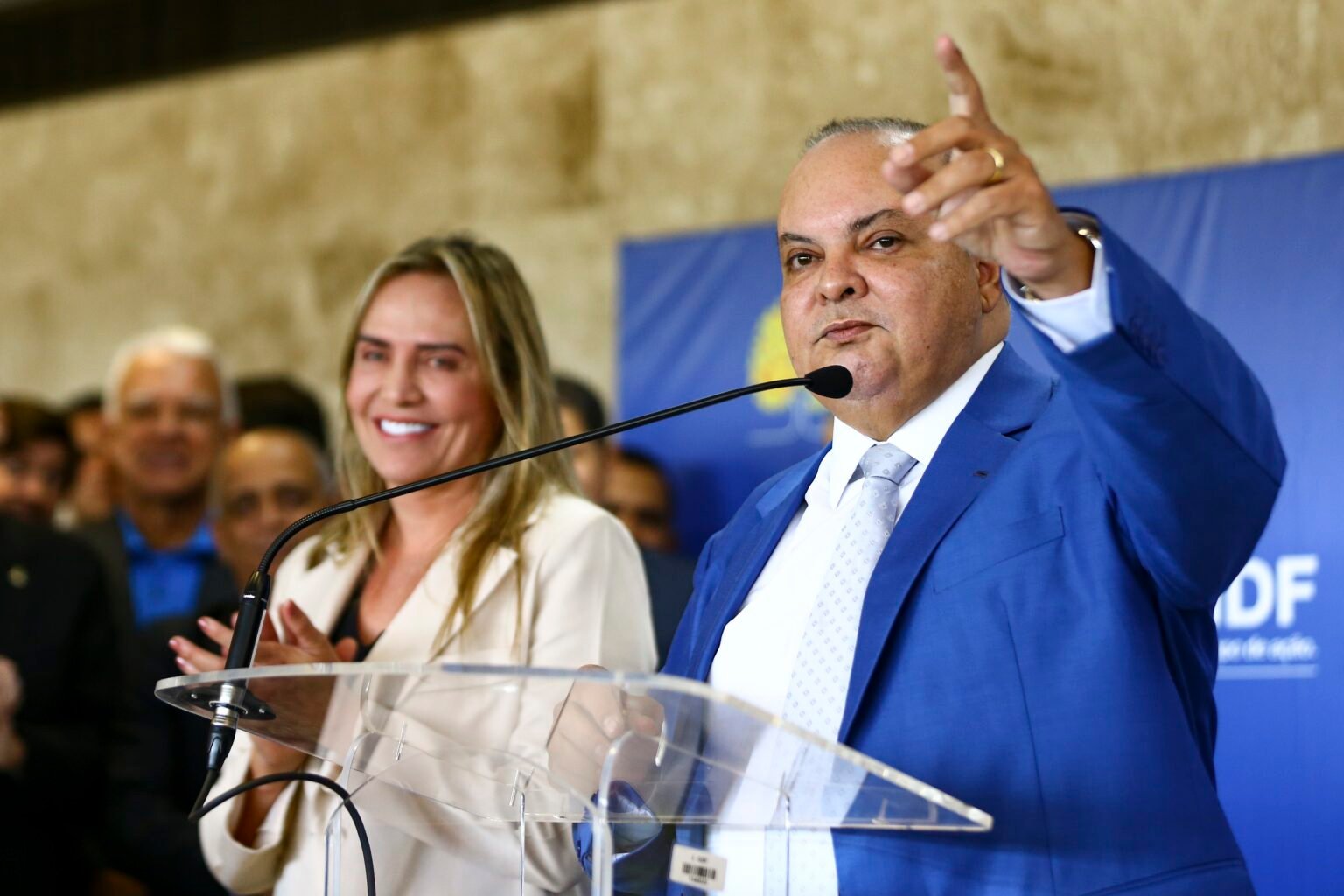 Ibaneis Rocha desiste de disputar o Senado pelo Distrito Federal nas eleições de 2026