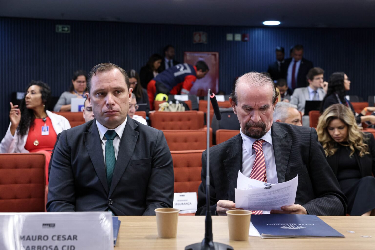 Advogado da delação de Mauro Cid se encontra com ex-banqueiro Daniel Vorcaro na Papuda