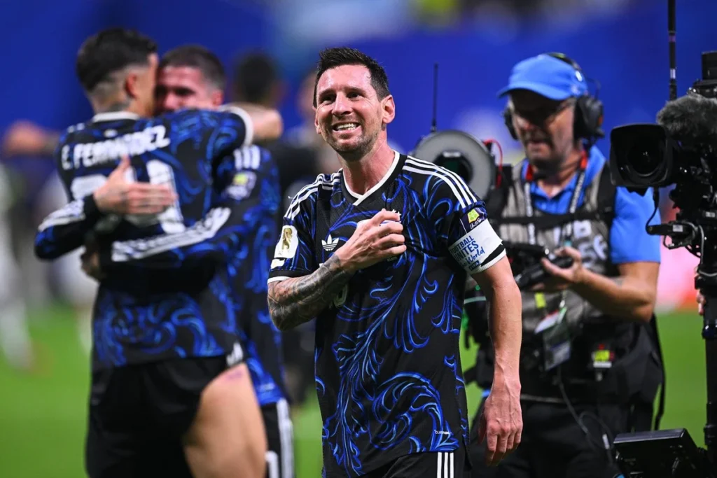 Messi mantém invencibilidade em finais com a Argentina desde 2014