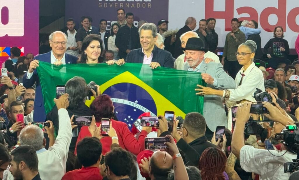 TRE de São Paulo aplica multa de R$ 15 mil a Lula por pedido antecipado de votos a Tebet e Marina
