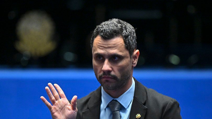 Weverton Rocha reage a operação da PF e afirma que transações sob suspeita foram declaradas à Receita - Imagem do artigo original