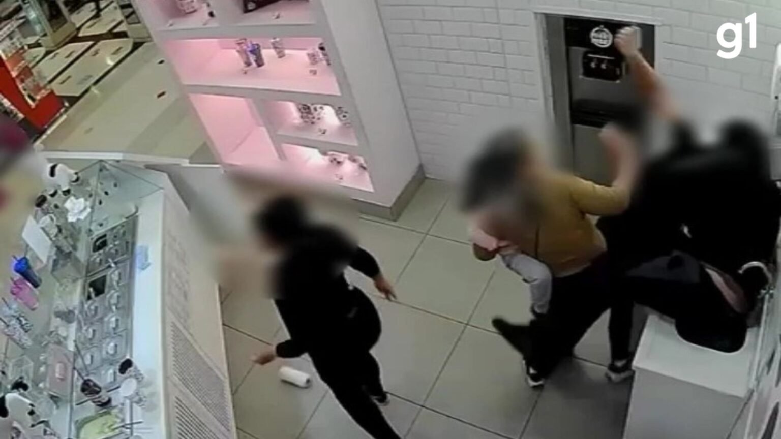 Discussão por R$ 1 termina em agressão e prejuízo em sorveteria de Canoas