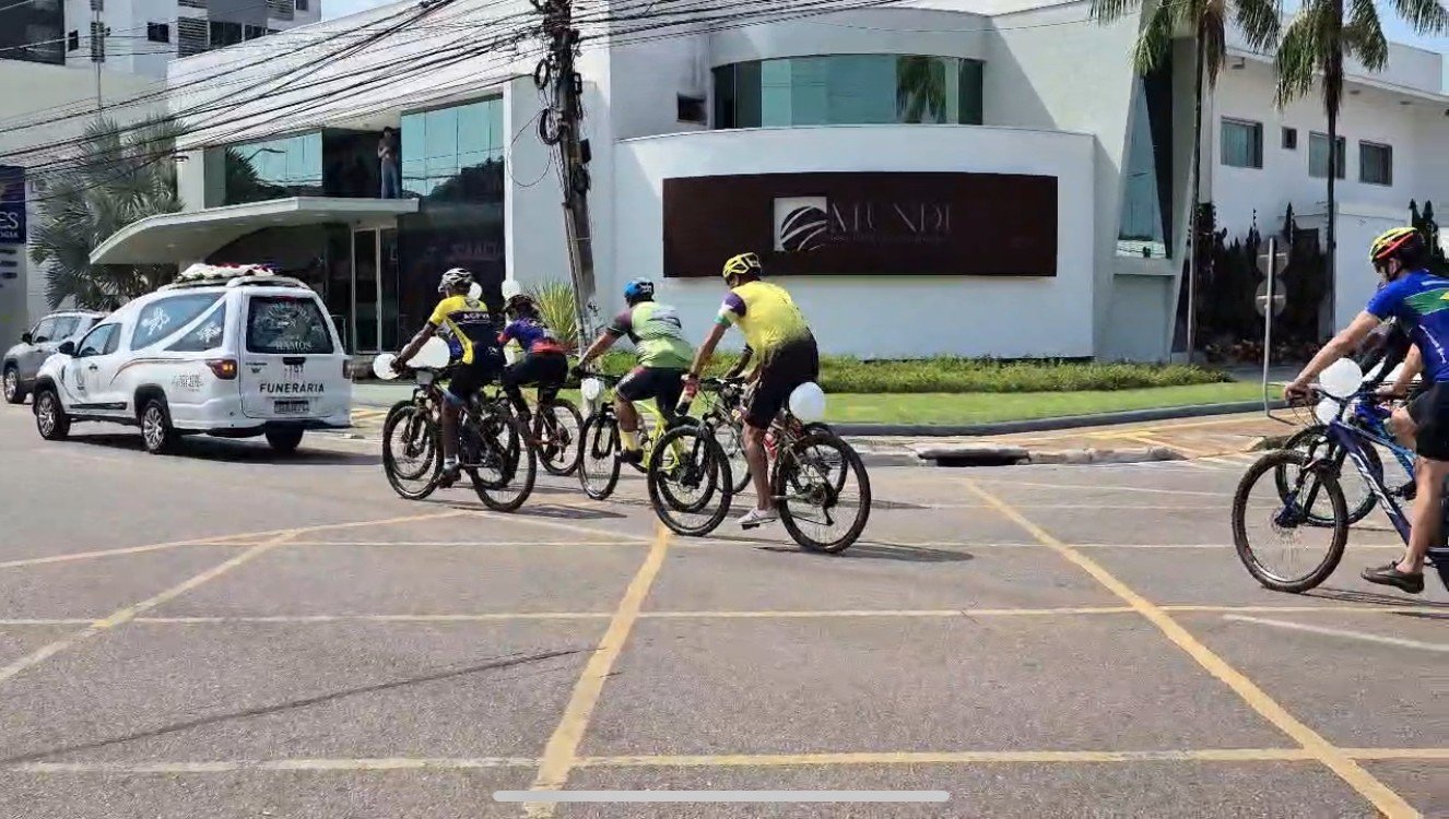 Cortejo de ciclistas percorre Porto Velho em despedida a Dona Wal, morta por caminhoneiro bêbado - Imagem do artigo