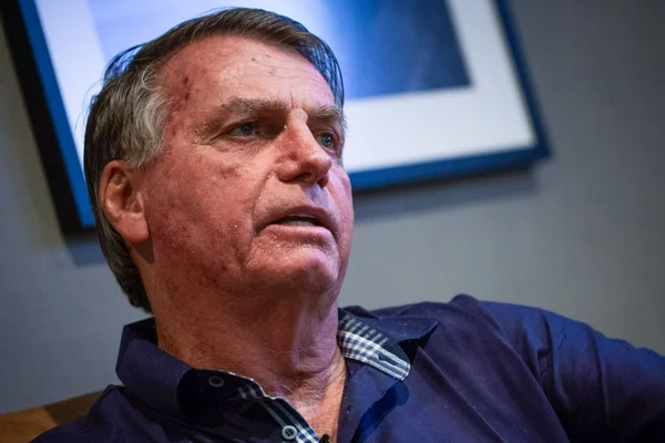Sob pressão, Fapesp recua e reabre bolsas externas para IC e mestrado - Imagem do artigo original