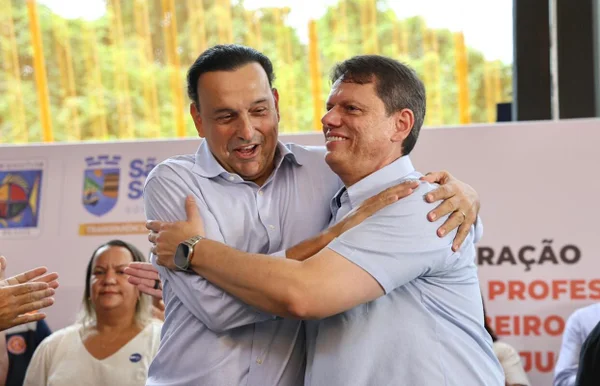 Tarcísio promete PPP de R$ 12,5 bi para limpar Pinheiros e Tietê se ganhar novo mandato - Imagem do artigo original