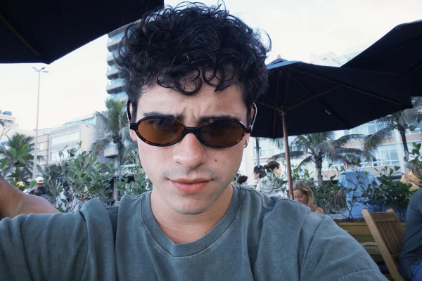 Defesa de João Victor, o Mau Mau, nega racismo e acusa streamer GH de homofobia deliberada - Imagem do artigo original