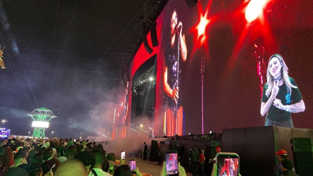 Demi Lovato encerra noite do Rock in Rio com show explosivo e surpresa de Pabllo Vittar