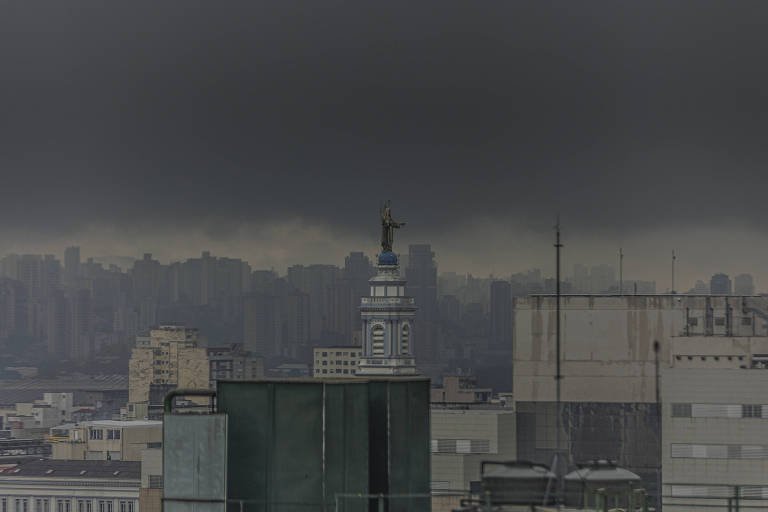 Marquise colapsa na Faria Lima após chuva forte e fere duas pessoas em São Paulo - Imagem do artigo original